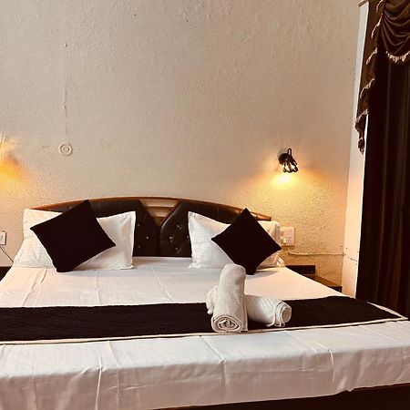 Hotel Royal Respite - Luxury Comfort ! Travellers Delight ! Budget Friendly ! Prime Location ! Guest Favourite Rishīkesh 외부 사진