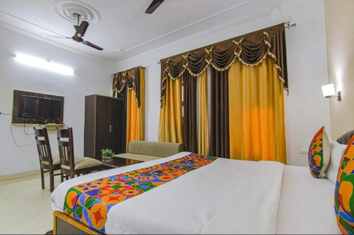 Hotel Royal Respite - Luxury Comfort ! Travellers Delight ! Budget Friendly ! Prime Location ! Guest Favourite Rishīkesh 외부 사진