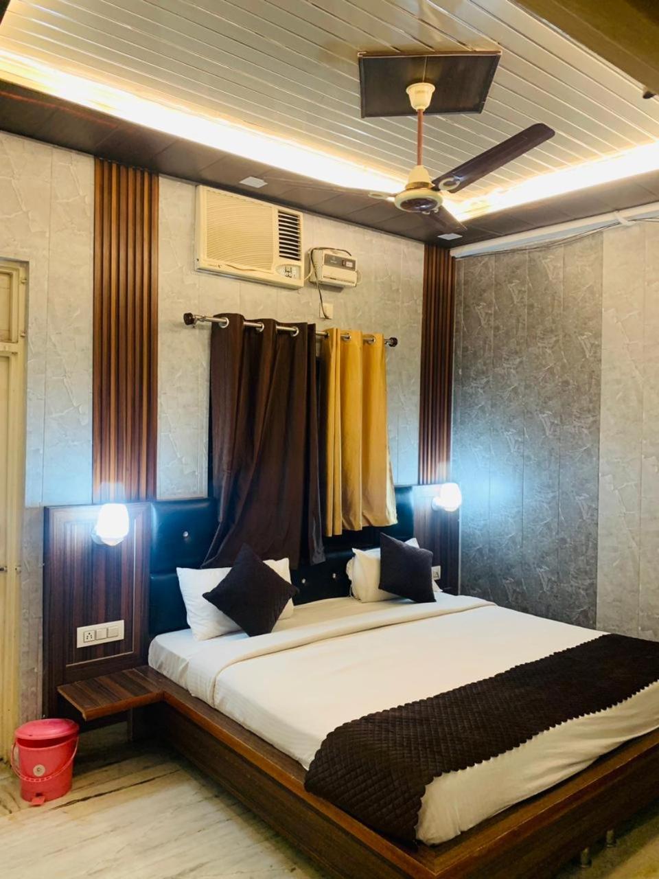 Hotel Royal Respite - Luxury Comfort ! Travellers Delight ! Budget Friendly ! Prime Location ! Guest Favourite Rishīkesh 외부 사진