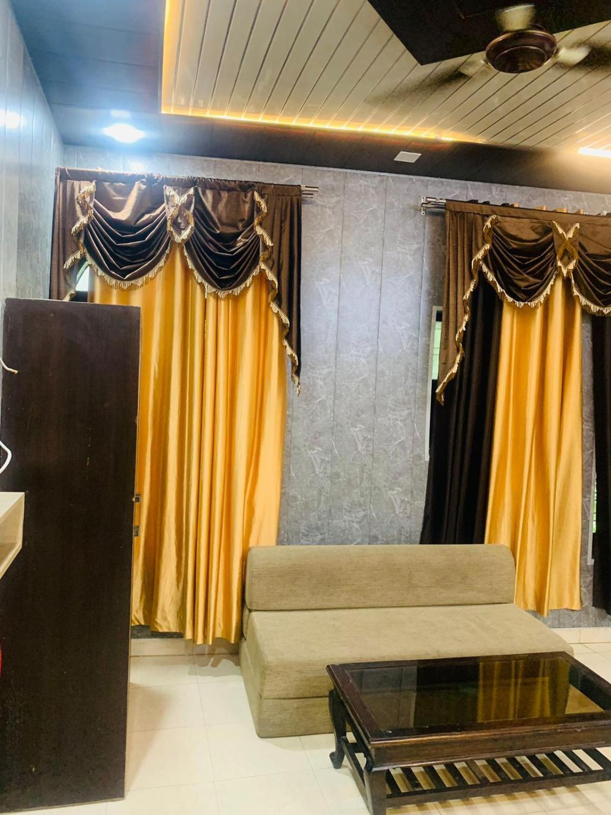 Hotel Royal Respite - Luxury Comfort ! Travellers Delight ! Budget Friendly ! Prime Location ! Guest Favourite Rishīkesh 외부 사진